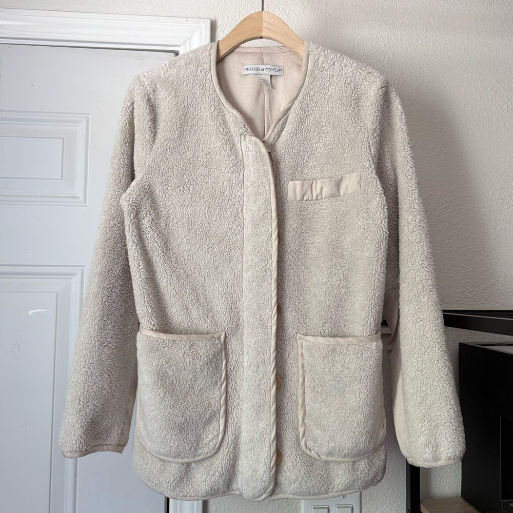 CREATURES OF COMFORT off white ivory cream Sherpa fuzzy button up‎ jacket